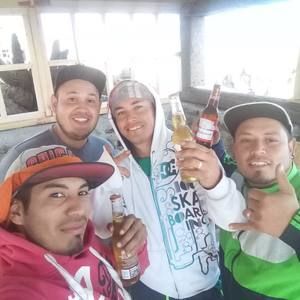 Meet your Posher, Carlos